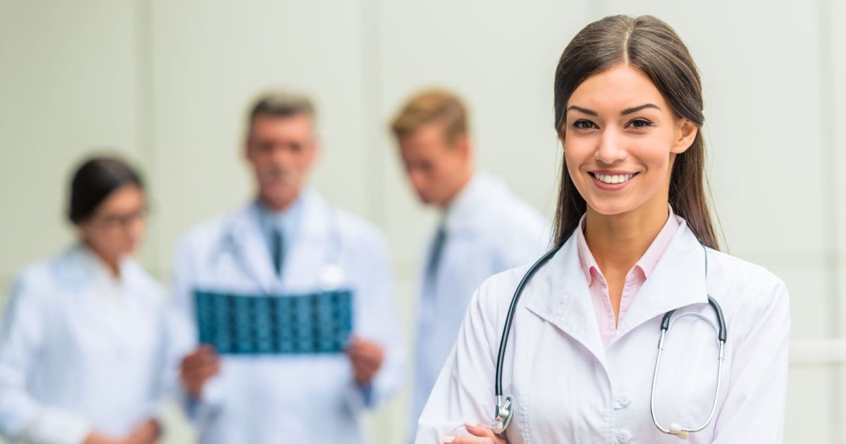 médicos